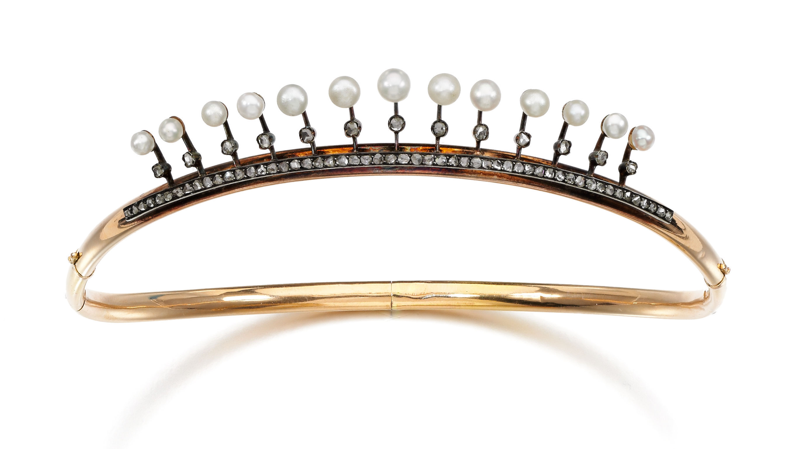 Type: featured Category: Jewelry The A-Z of Jewelry: D is for... Diadem
