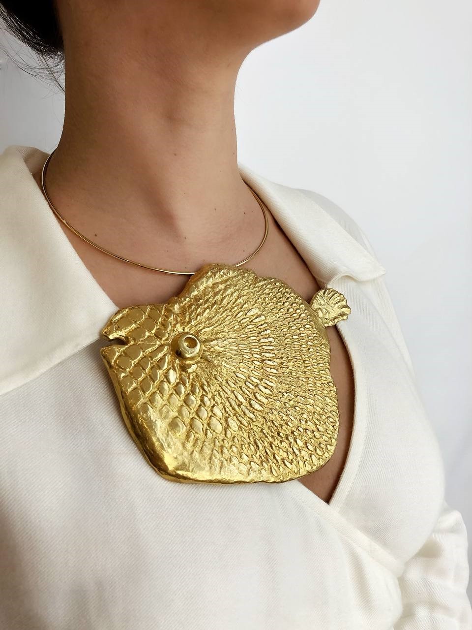 Louisa Guinness Brings Artist Jewelry to Sotheby's East Hampton