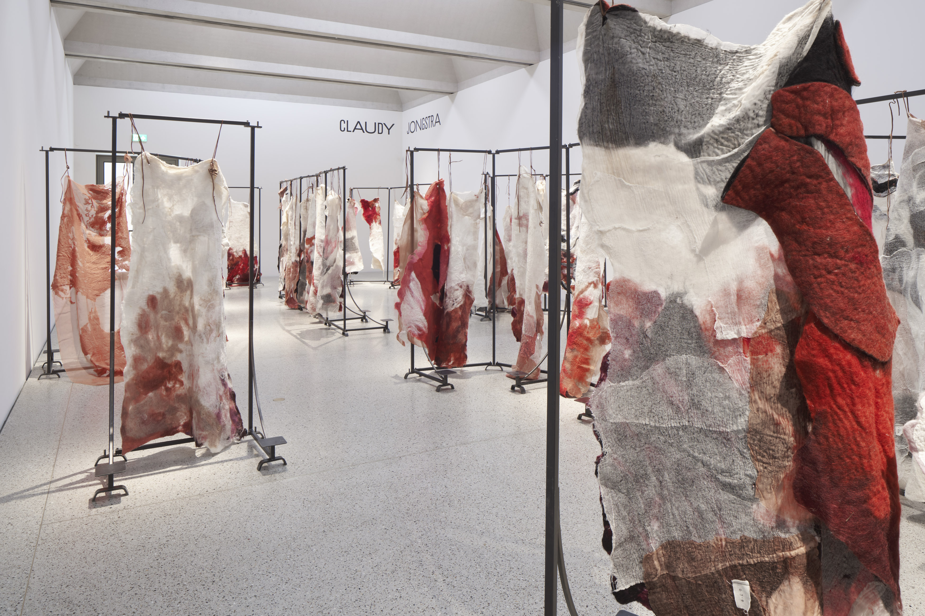 Claudy Jongstra／MATTER AND MEANING Claudy Jongstra: wool as a carrier of craftsmanship, his