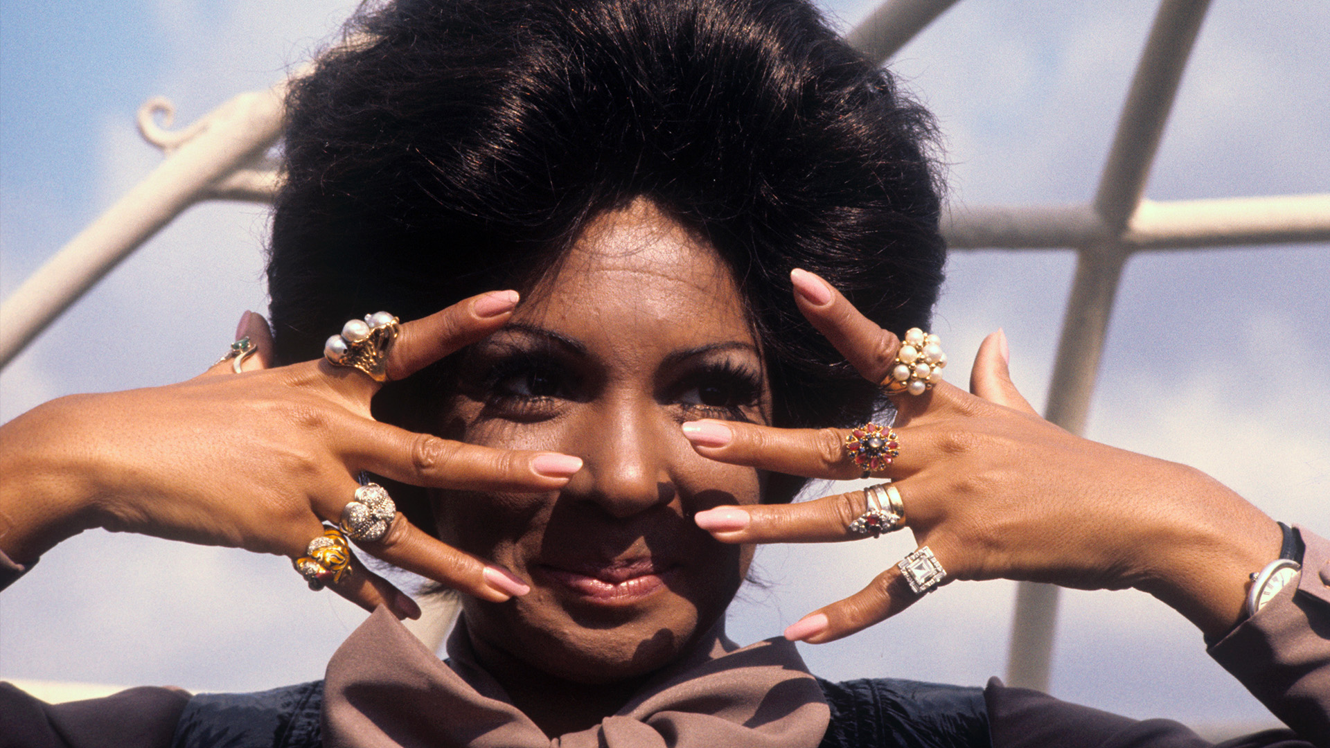 Fine Jewels, including the Collection of Dame Shirley Bassey