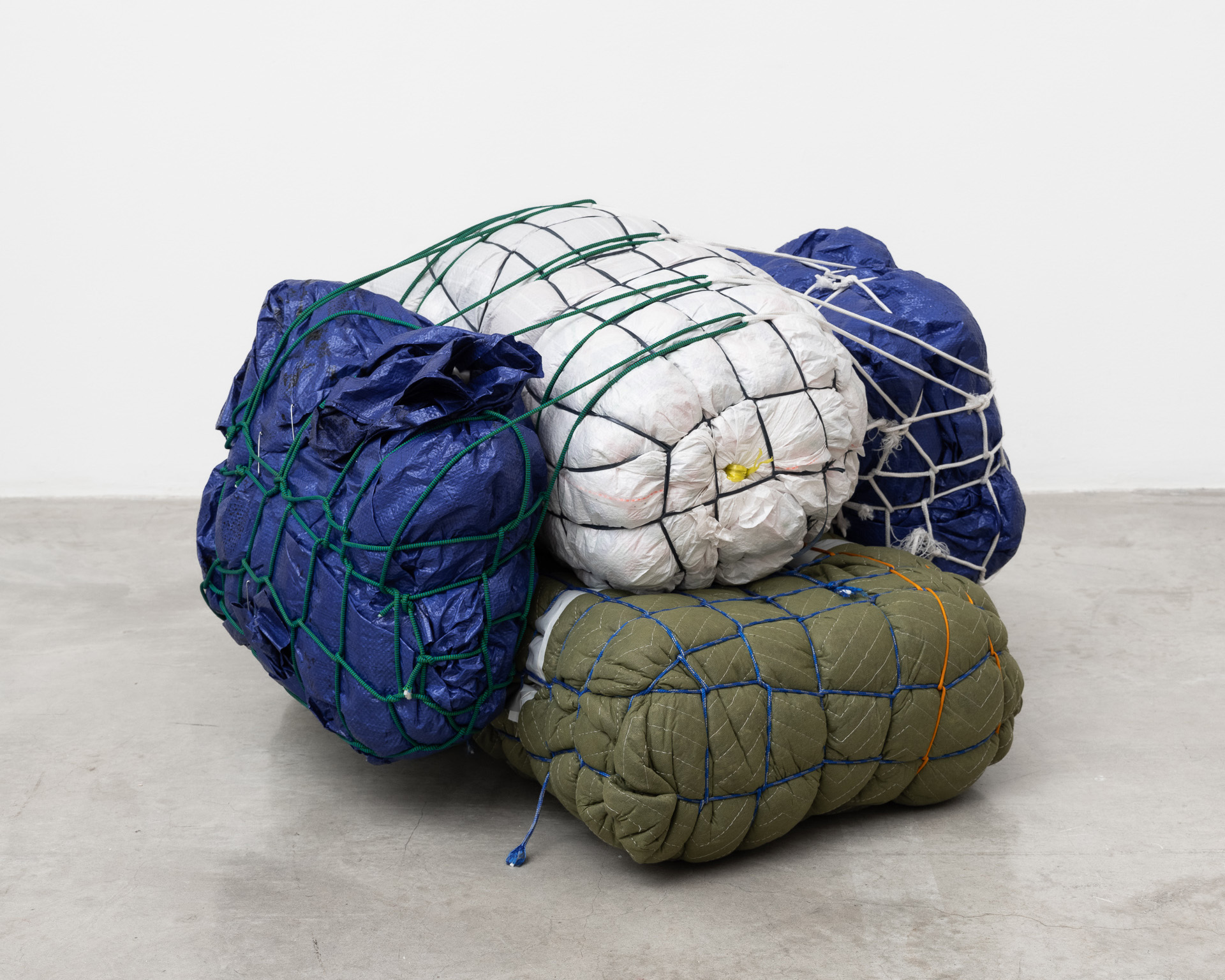 CELINE アートブック 1982〜2019 CELINE アートブック 1982〜2019 3. Celine Art Book 1982 2019