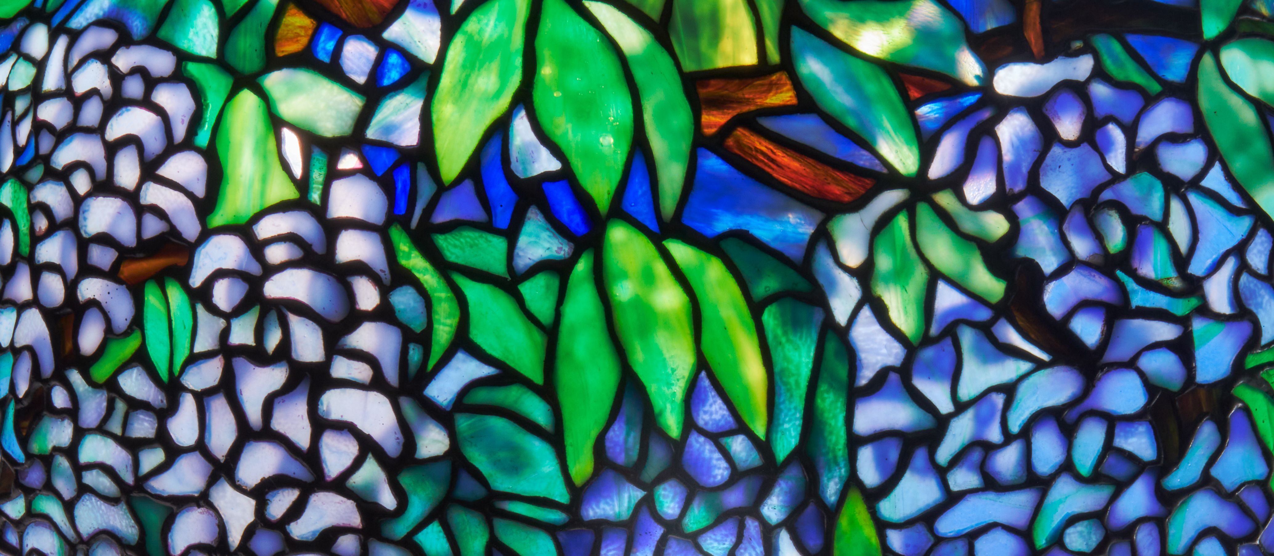 Louis Comfort Tiffany, Artistry in Glass: