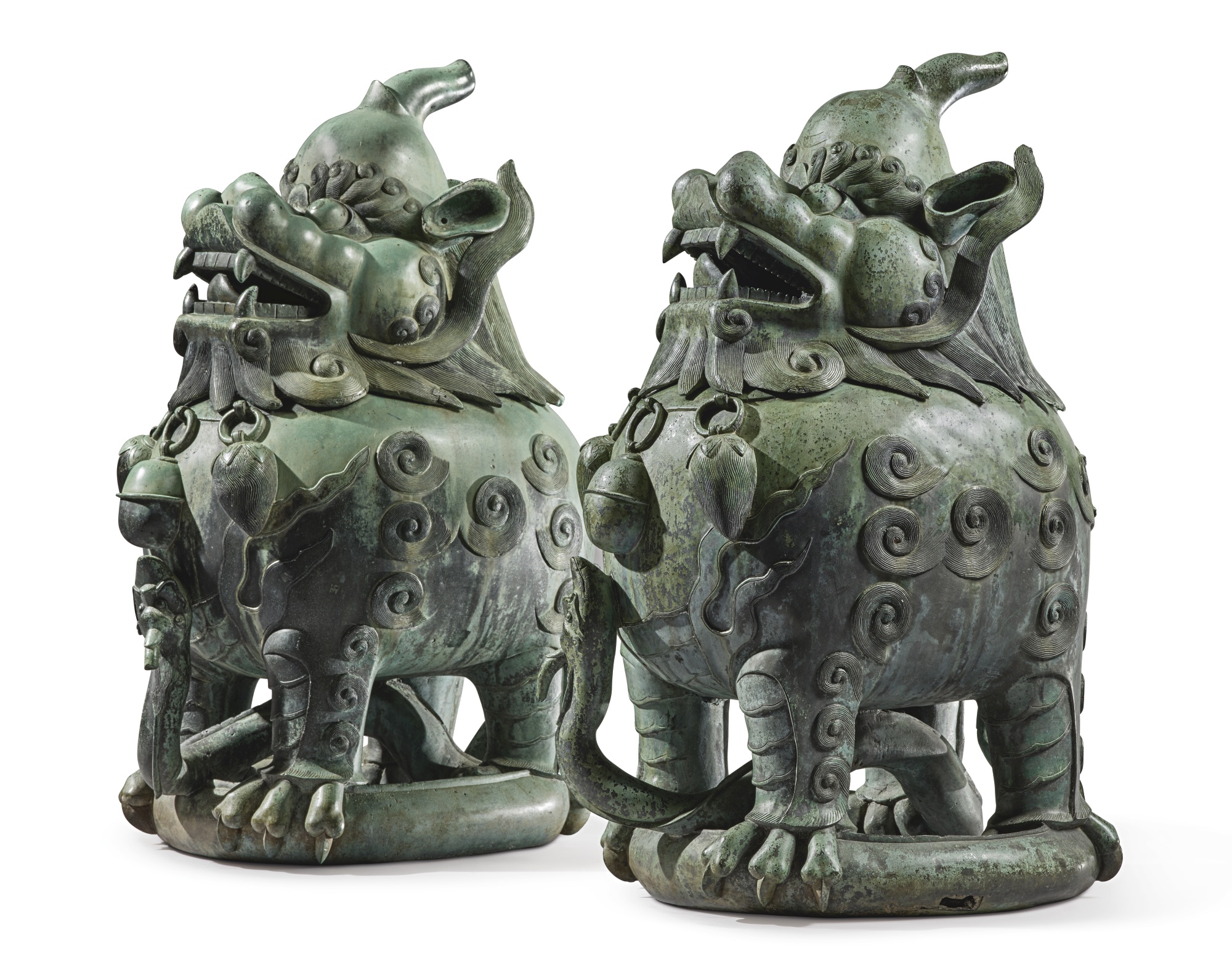 Two Monumental Censers that Embody the Power of the Kangxi Emperor