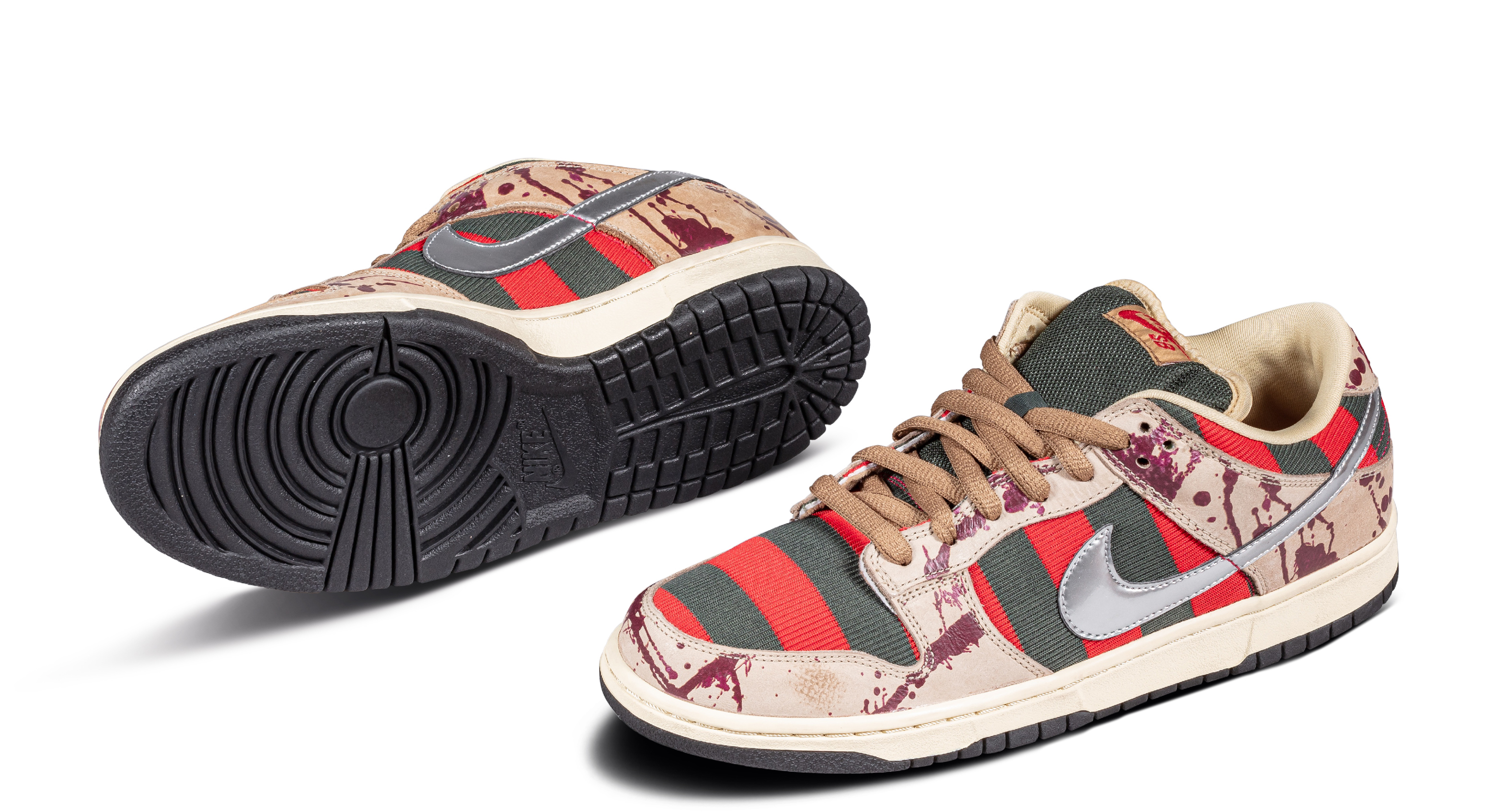How Nike Sneakers, Supreme Streetwear and Skate Culture Defined