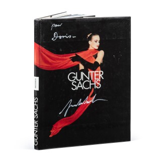 View 1 of Lot 202: Michael Krüger, Claus Jacobi, Gunter Sachs, Gunther Sachs - von Kunst, Kult und Charisma, Munich, 2003, avec une dédicace de Gunther Sachs à Doris Brynner