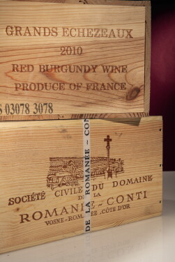 View 1 of Lot 1042: Grands Echézeaux 2010 Domaine de la Romanée-Conti (6 BT)