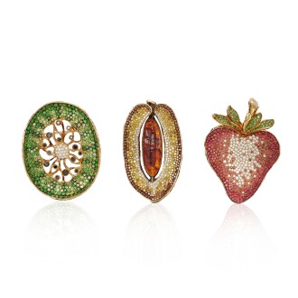 View 1 of Lot 2932: Three Gem Set and Diamond Brooches / Pendants | 寶石 配 鑽石胸針 / 掛墜 三枚