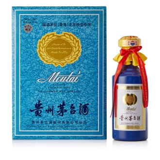 View 1 of Lot 9518: 2013年產 貴州茅台香港之友協會專用茅台酒 (藍茅) Kweichow Moutai HK Friends Of Moutai Special Edition (Blue) 2013 (1 BT50)