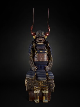 View 1 of Lot 43: A fine dangae okegawa nimai-do gusoku [armour] | Momoyama - Edo period, late 16th century - early 17th century