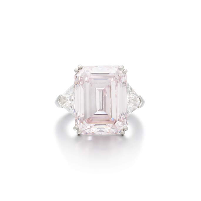 Fancy Orang Pink Diamond Ring