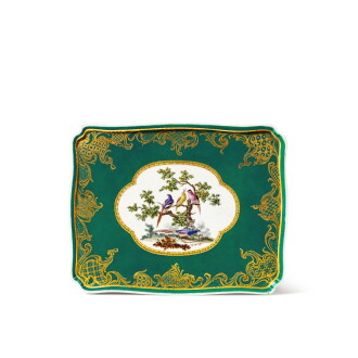 View 1 of Lot 150: 'Plateau Courteille' ou 'plateau de chiffonière' en porcelaine de Sèvres à fond vert, vers 1761