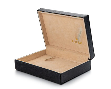 Catalog image of Cellini | A leather presentation box, Circa 1975 | 勞力士 | Cellini | 皮製盒子，約1975年製