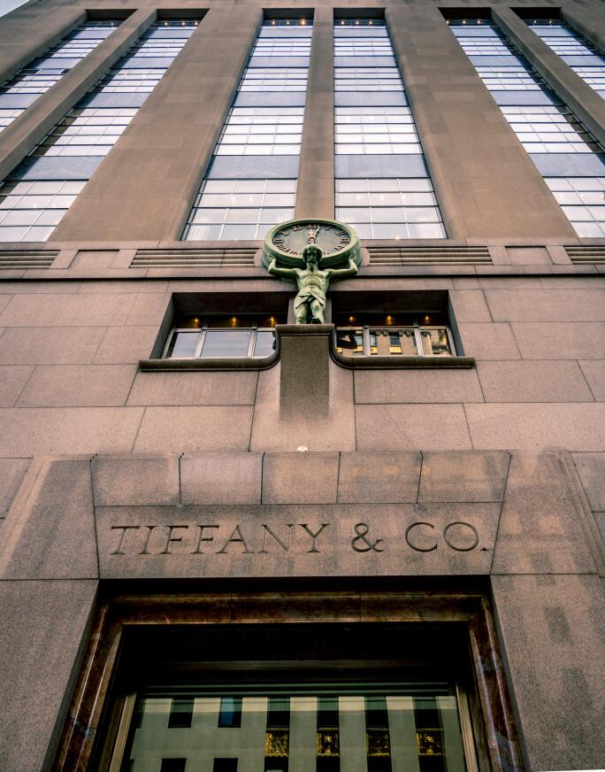 Tiffany and Co, flagship store, 5th Avenue, New York, USA.