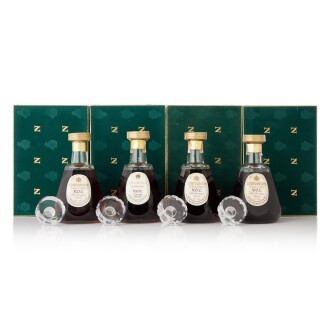 View 1 of Lot 6721: Courvoisier Le Cognac de Napoleon VOC Baccarat Cyrstal Decanter 80 proof NV (4 BT75)