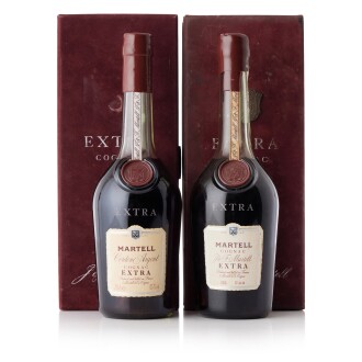 View 1 of Lot 6575: Martell Extra Cordon Argent 43.0 abv NV (2 BT70)
