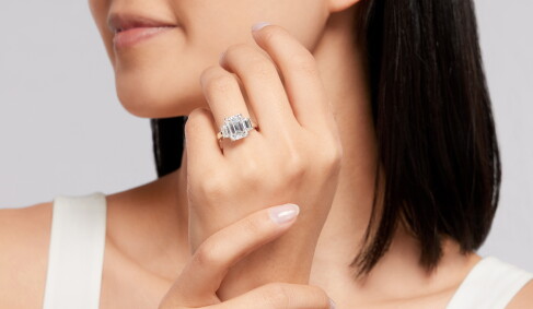 Emerald Cut Diamond 