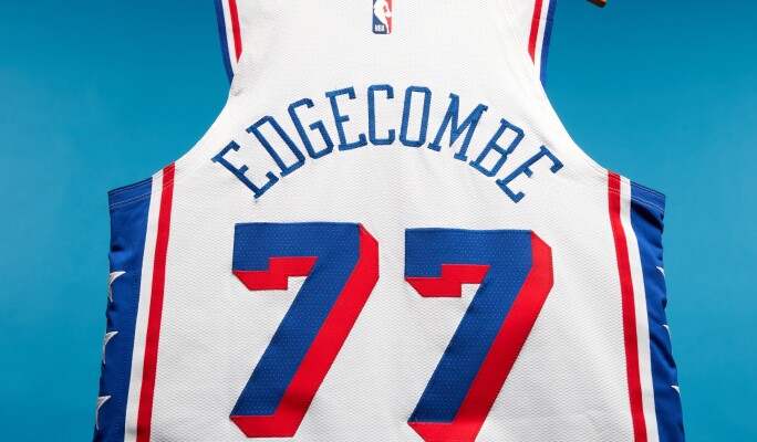 View 2 of Auction: NBA Auctions Premier: Rookie Debut collects 
ion