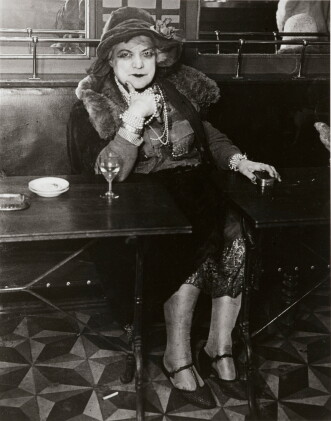Catalog image of brassaï | la môme bijou, 1932