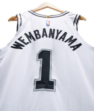 View 2 of Auction: NBA & Sotheby’s | Tip-Off