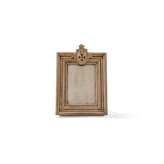 View 1 of Lot 1258: Cadre en bronze doré, fin XIXe siècle