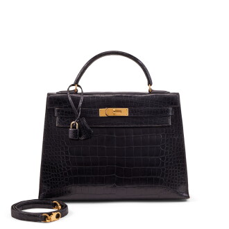 View 1 of Lot 132: Vintage Black Shiny Mississippiensis Alligator Kelly 32 Sellier Gold Hardware, 1992