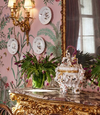 View 2 of Auction: From Meissen to Paris : The Röbbig collects 
ion| Part I