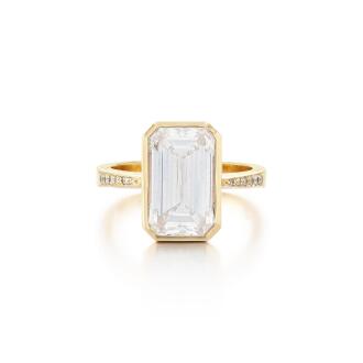 View 1 of Lot 181: Diamond ring