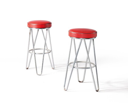 Catalog image of pair of bar stools, model b 114, 1930