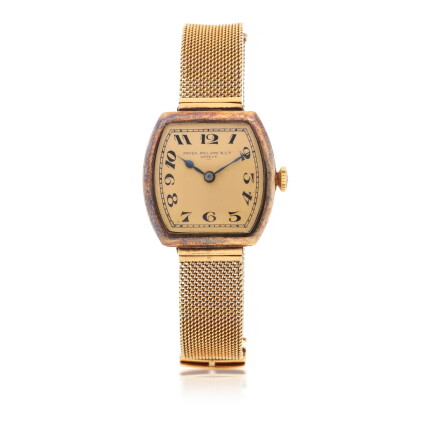 Catalog image of patek philippe | yellow gold wristwatch with bracelet, made in 1920
