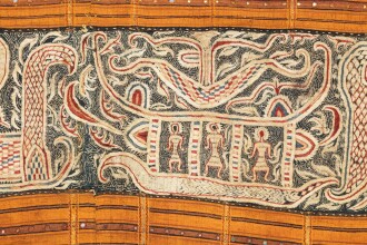 View 1 of Lot 10: Jupe de femme tapis, Lampung, Sumatra, Indonesia, ca.1900 | Woman’s wrapper tapis, Lampung, Sumatra, Indonesia, about 1900