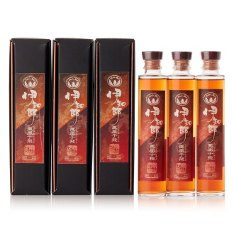 View 1 of Lot 6368: Ichiro’s Malt & Grain 46.5 abv 2000 (3 BT20)