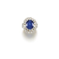 sapphire and diamond ring
