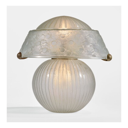 Catalog image of daum | table lamp
