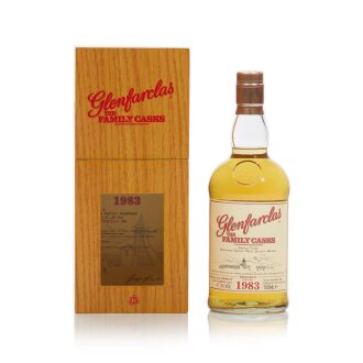 View 1 of Lot 325: Glenfarclas The Family Casks 47.3 abv 1983 (1 BT70)