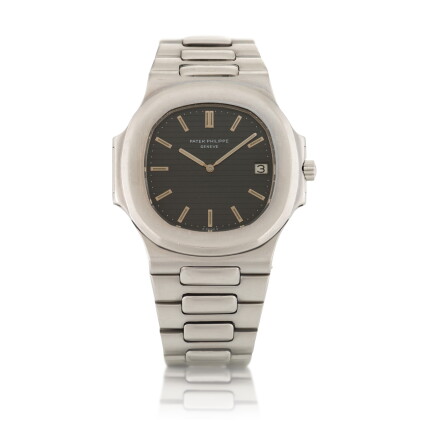 Catalog image of 'Jumbo' Nautilus, Ref. 3700/001, Stainless steel wristwatch with date and brace…