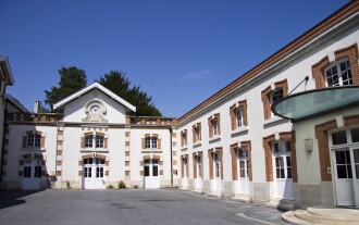 View 1 of Lot 238: Krug 1998  (2 DM)