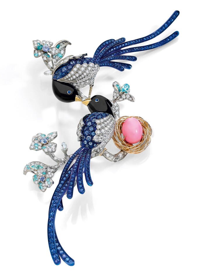 SMG1909-AllThatGlitters-ANNA-HU-Blue-Magpie-Brooch.jpg