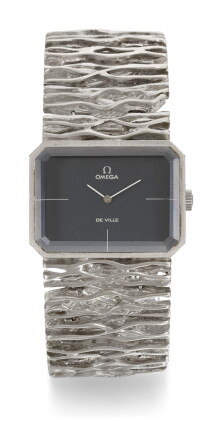 Catalog image of omega | de ville jeux d'or, reference 8272, white gold rectangular bracelet wat…
