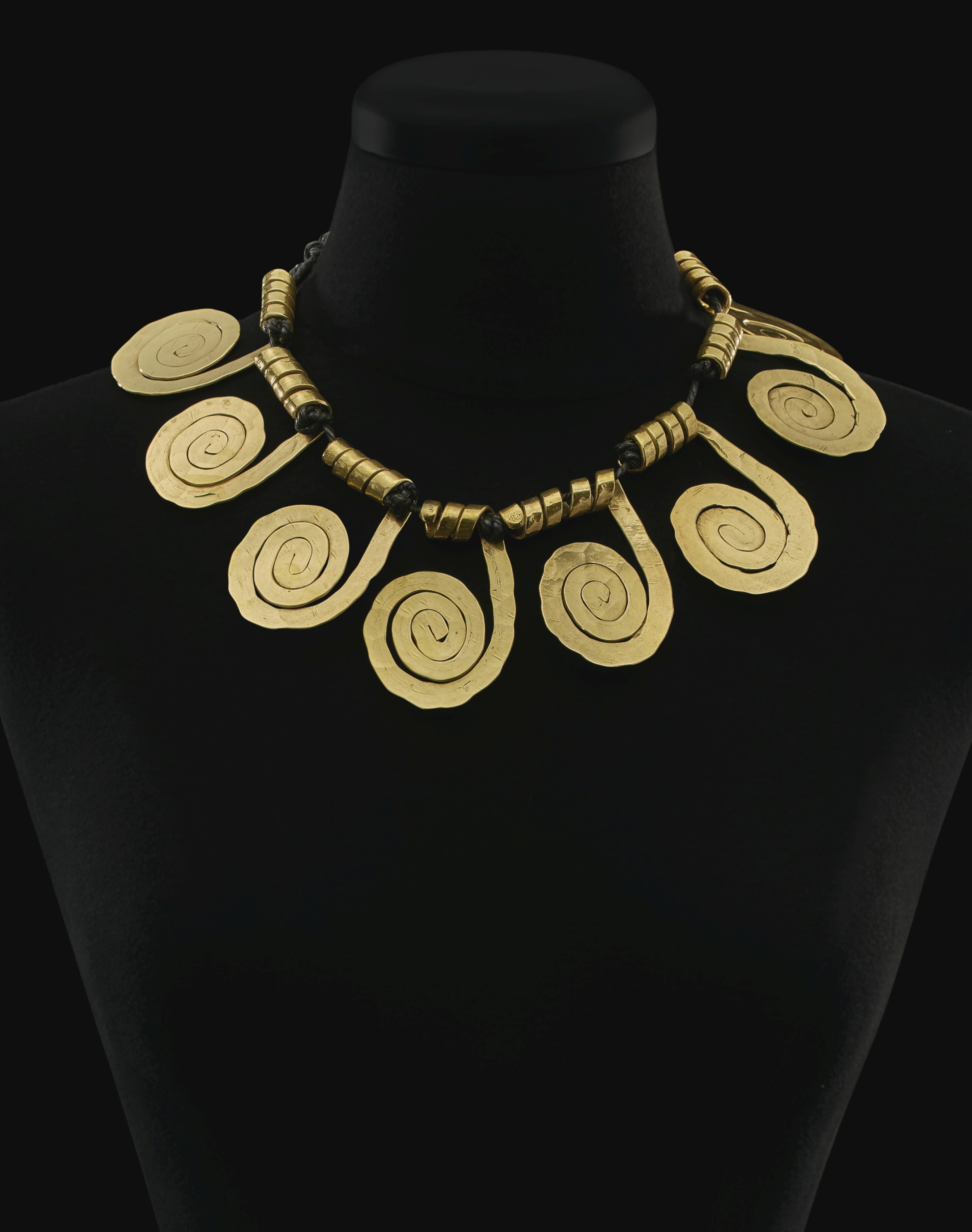 The Sculptural Glamour Of Alexander Calder s Jewellery Sotheby s the-sculptural-glamour-of-alexander-calder-s-jewellery-sotheby-s