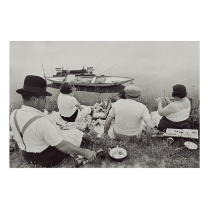 Catalog image of henri cartier-bresson | on the banks of the marne