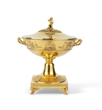 View 1 of Lot 104: A silver-gilt soup-tureen and cover, Martin-Guillaume Biennais, Paris, 1798-1819 | Coupe à entremets couverte en vermeil par Martin-Guillaume Biennais, Paris, 1798-1819