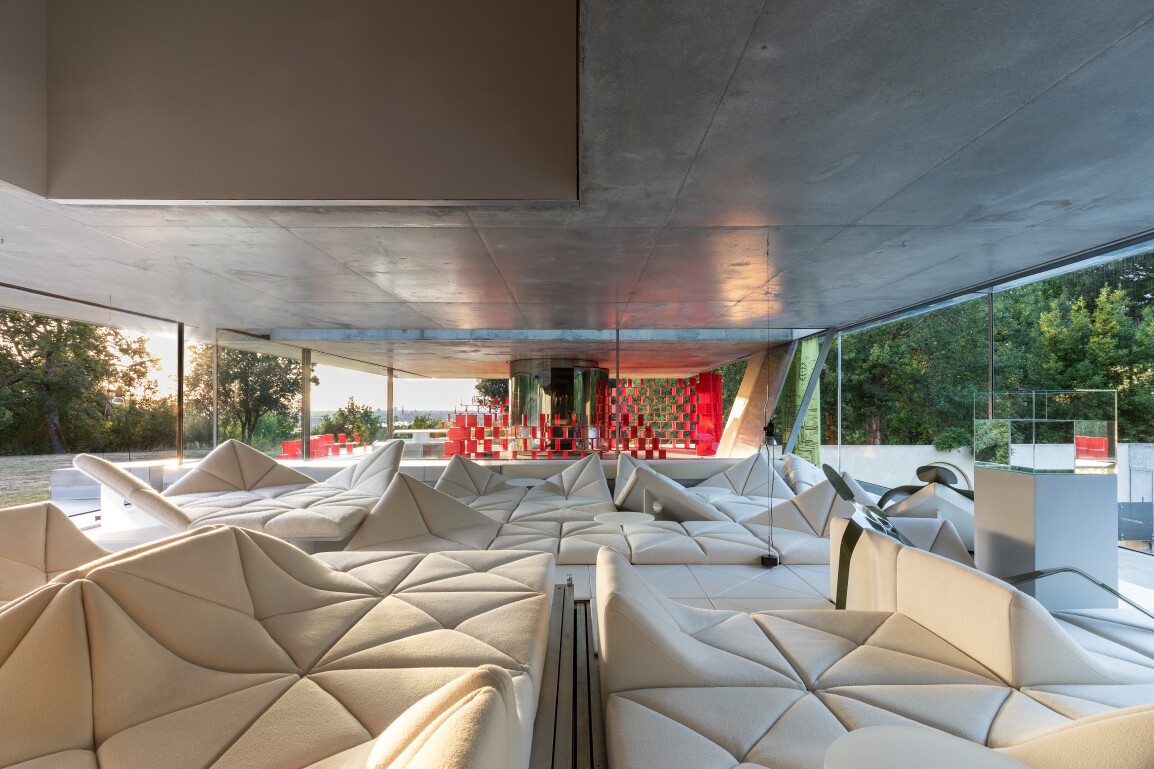 Alice Lemoine’s family home in Floirac, Bordeaux designed Rem Koolhaas Pierre Paulin