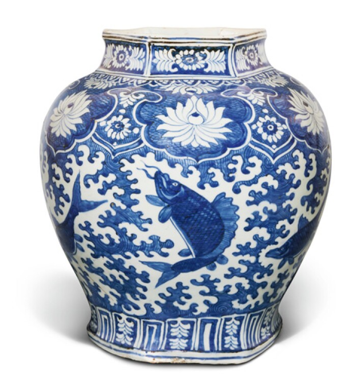 Decorative urn-type vase Ming in blue enamelled ceramic, large model