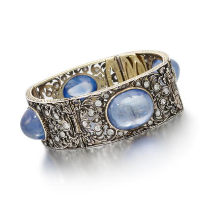 Catalog image of Sapphire and diamond bracelet (Bracciale in zaffiri cabochon e diamanti)