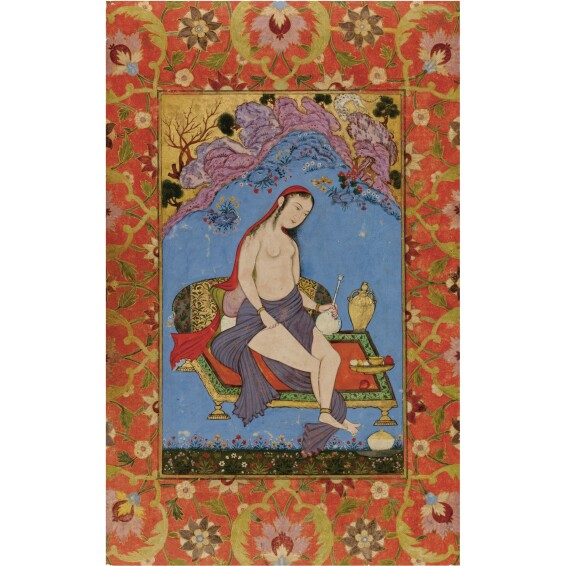 The Golconda Fort, known for its diamonds and wealth, is also thought to be haunted. It is said that you can still hear the sound of rattling ghunghroos from the ghost of a beautiful dancer and courtesan.