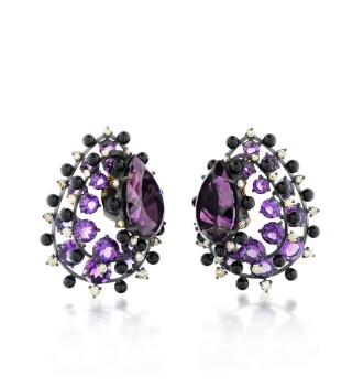 View 1 of Lot 84: Pair of amethyst, onyx and diamond ear clips | Paire de clips d'oreille améthystes, onyx et diamants