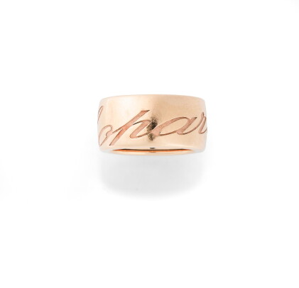 Catalog image of bague or, "chopardissimo", chopard | gold ring, 'chopardissmo', chopard