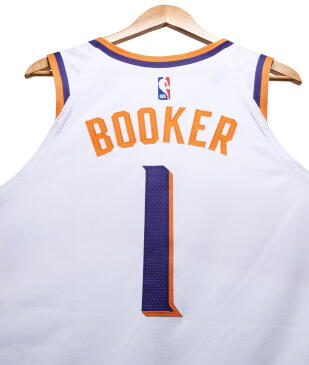 View 2 of Auction: NBA Auctions Weekly: City Edition
