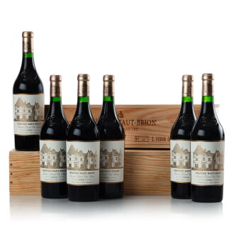 View 1 of Lot 189: Château Haut Brion 2007  (12 BT)