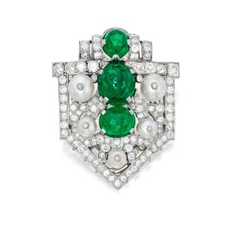 View 1 of Lot 26: Cartier | Emerald, Pearl and Diamond Clip